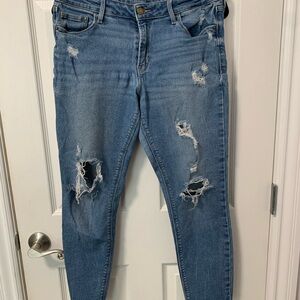 Old Navy Distressed Skinny Jeans in Blue